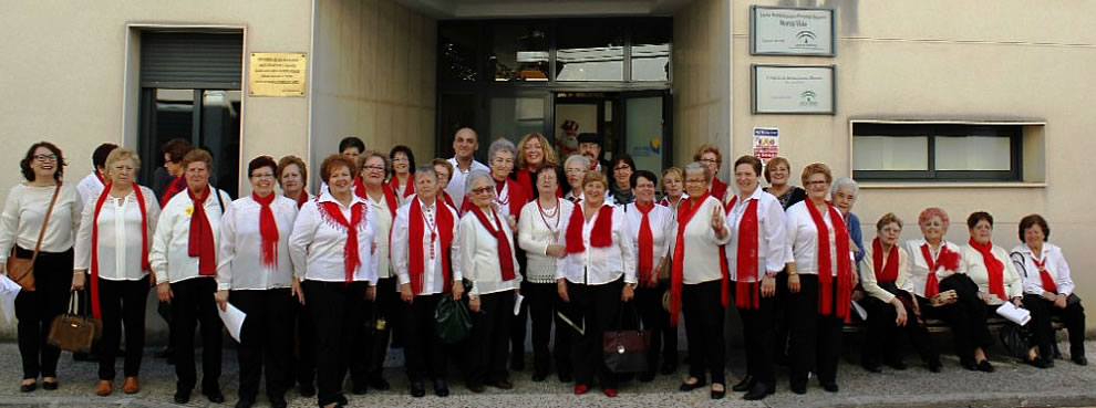 Cantantes en las residencias de ancianos de Motril