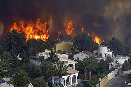 Incendio en Jávea traslado a residencias tercera edad