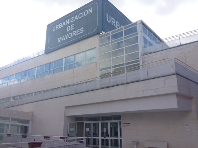 Urbanización de mayores Rosalba