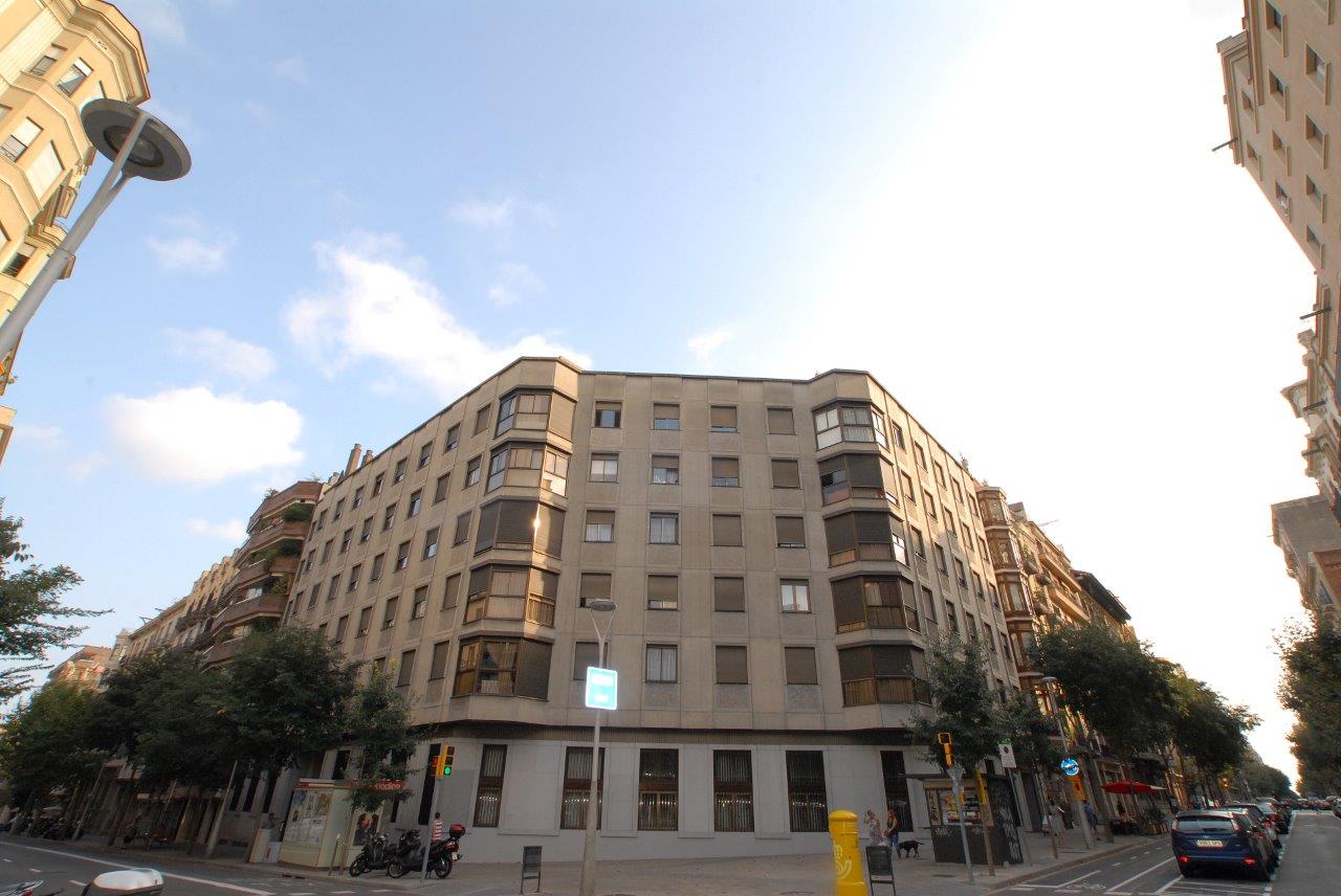 Claraboya entregar incompleto Residencia Religiosas Angelicas Barcelona