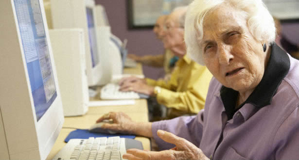 Las personas mayores cada vez usan más las nuevas tecnologías