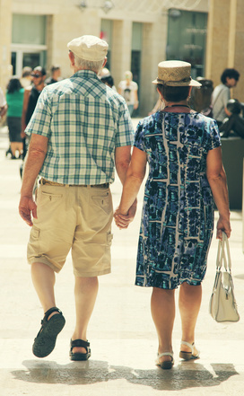 Ancianos viajeros. Geroturismo