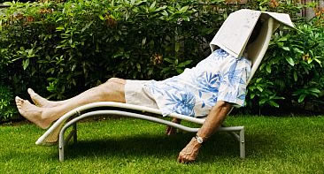 a los ancianos les cuesta dormir en verano
