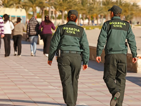 Atracos a personas mayores, La Guardia Civil advierte