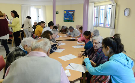 Sesiones intergeneracionales en residencia sociosanitaria Queen Victoria 